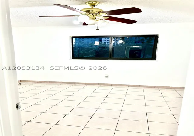 Photo 3 of Townhouse for sale at 131 Sw 109th Ave #L5, Miami, FL 33174 | MLS# A12053134 | Listing updated on 2026-08-27