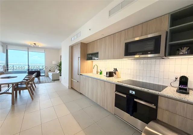 Photo 1 of Condo for sale at 159 Ne 6Th St #3215, Miami, FL 33132 | MLS# A12053440 | Listing updated on 2026-09-24