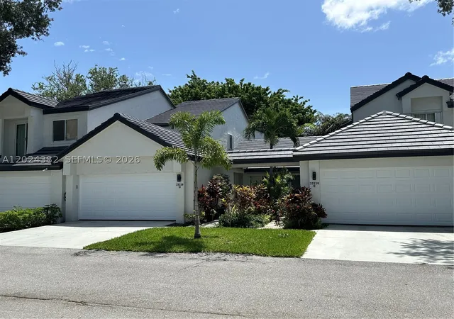 Photo 1 of Townhouse for sale at 23228 Fountain Vw #D, Boca Raton, FL 33433 | MLS# A12024382 | Listing updated on 2026-09-06