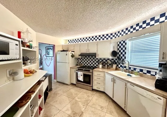Photo 2 of Condo for sale at 6555 W Broward Blvd #306, Plantation, FL 33317 | MLS# A12053188 | Listing updated on 2026-08-29