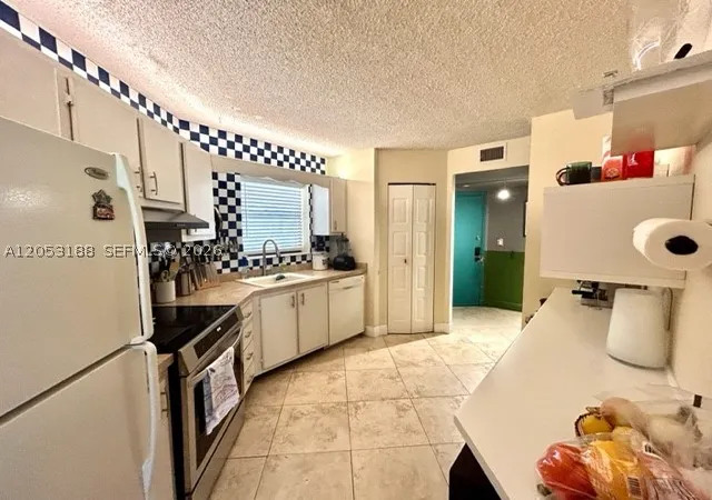 Photo 3 of Condo for sale at 6555 W Broward Blvd #306, Plantation, FL 33317 | MLS# A12053188 | Listing updated on 2026-08-29