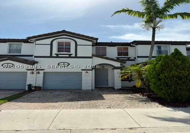 Photo 3 of Single family home for sale at 7651 Nw 114th Path, Doral, FL 33178 | MLS# A12053995 | Listing updated on 2026-09-10