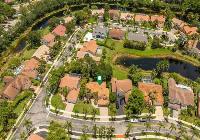 Photo 1 of Single family home for sale at 524 Water Pt, Weston, FL 33326 | MLS# A12054165 | Listing updated on 2026-09-09