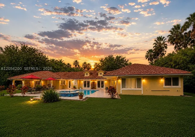 Photo 1 of Single family home for sale at 6500 Sw 127th Street, Pinecrest, FL 33156 | MLS# A12054200 | Listing updated on 2026-09-29