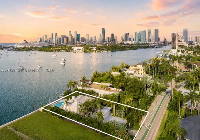 Photo 1 of Sale Pending at 1300 S Venetian Way, Miami, FL 33139 | MLS# A12052425 | Listing updated on 2026-09-03
