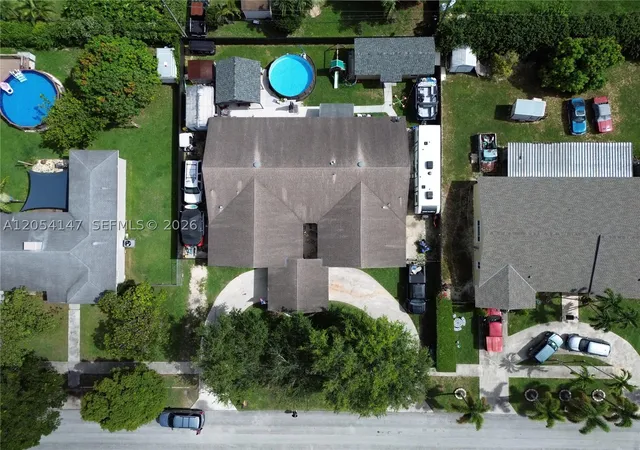 Photo 3 of Single family home for sale at 225 Nw 21st St, Homestead, FL 33030 | MLS# A12054147 | Listing updated on 2026-09-10