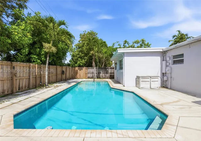 Photo 1 of Single family home for sale at 230 Nw 55th St, Oakland Park, FL 33309 | MLS# A12041596 | Listing updated on 2026-09-19