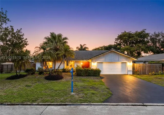 Photo 3 of Single family home for sale at 251 Nw 92nd Ave, Coral Springs, FL 33071 | MLS# A12053375 | Listing updated on 2026-09-12