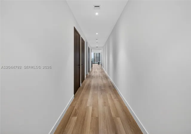 Photo 2 of Condo for sale at 20 Ne 11th #4703, Miami, FL 33132 | MLS# A12044792 | Listing updated on 2026-09-10