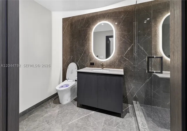 Photo 3 of Condo for sale at 20 Ne 11th #4703, Miami, FL 33132 | MLS# A12044792 | Listing updated on 2026-09-10
