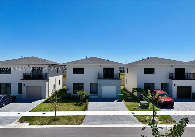 Photo 3 of Single family home for sale at 1374 Nw 1st St, Homestead, FL 33034 | MLS# A12054385 | Listing updated on 2026-09-10