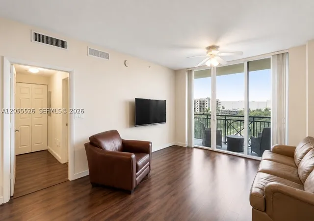 Photo 2 of Sale Pending at 510 Nw 84th Ave #519, Plantation, FL 33324 | MLS# A12055526 | Listing updated on 2026-09-01