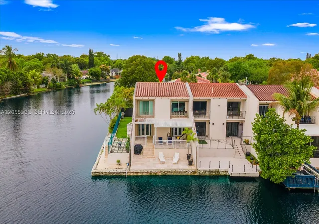 Townhouse for sale at 7282 Jacaranda Ln, Miami Lakes, FL 33014 | MLS# A12055591