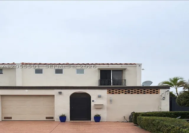 Photo 3 of Townhouse for sale at 7282 Jacaranda Ln, Miami Lakes, FL 33014 | MLS# A12055591 | Listing updated on 2026-09-10