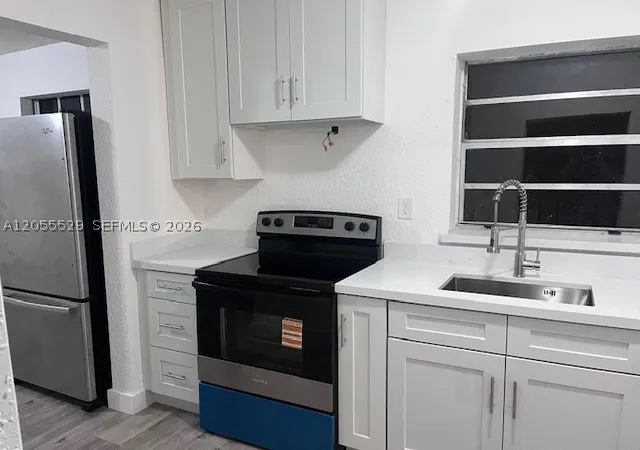 Photo 4 of Single family home for sale at 21221 Sw 120 Ave, Miami, FL 33177 | MLS# A12055529 | Listing updated on 2026-10-03