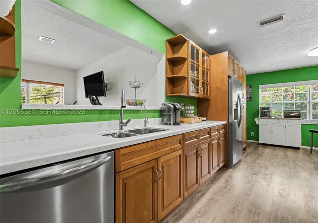 Photo 4 of Single family home for sale at 5309 Sw 8Th Ct, Margate, FL 33068 | MLS# A12055187 | Listing updated on 2026-09-30