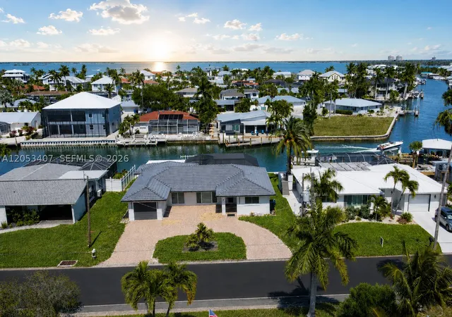 Photo 1 of Single family home for sale at 7 Fairview Blvd, Fort Myers Beach, FL 33931 | MLS# A12053407 | Listing updated on 2026-09-02