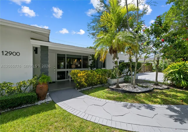 Photo 2 of Single family home for sale at 12900 Sw 82nd Pl, Pinecrest, FL 33156 | MLS# A12055776 | Listing updated on 2026-09-27