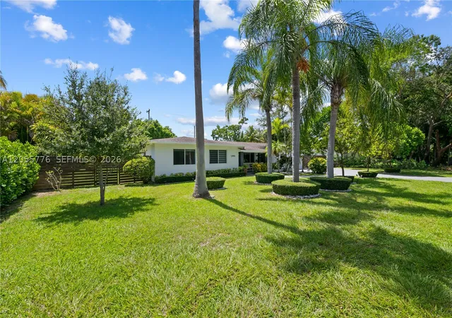 Photo 3 of Single family home for sale at 12900 Sw 82nd Pl, Pinecrest, FL 33156 | MLS# A12055776 | Listing updated on 2026-09-15
