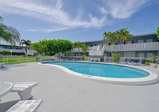 Photo 3 of Condo for sale at 2170 Ne 51 Ct #B6, Fort Lauderdale, FL 33308 | MLS# A12056076 | Listing updated on 2026-09-21