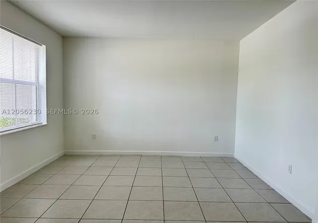Photo 2 of Townhouse for sale at 2737 Se 17th St, Homestead, FL 33035 | MLS# A12056230 | Listing updated on 2026-09-15