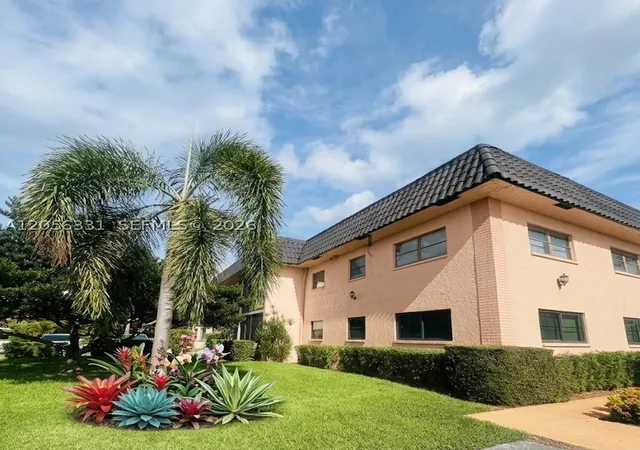 Photo 1 of Condo for sale at 665 Enfield St #B9, Boca Raton, FL 33487 | MLS# A12056331 | Listing updated on 2026-09-08