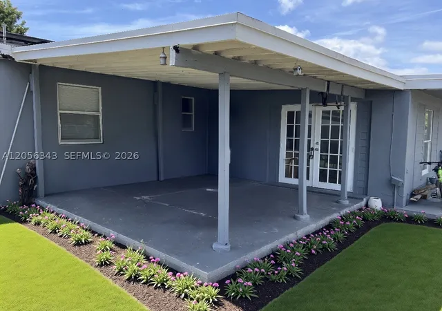 Photo 3 of Sale Pending at 1885 Ne 53rd St, Pompano Beach, FL 33064 | MLS# A12056343 | Listing updated on 2026-09-05