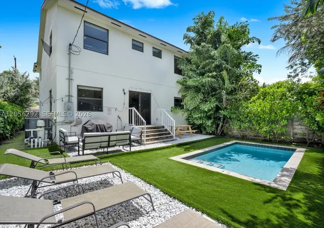 Townhouse for sale at 808 Sw 29Th St, Fort Lauderdale, FL 33315 | MLS# A12056292