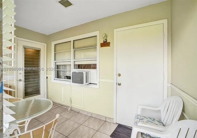 Photo 3 of Condo for sale at 5300 Washington St #T220, Hollywood, FL 33021 | MLS# A12056091 | Listing updated on 2026-09-21