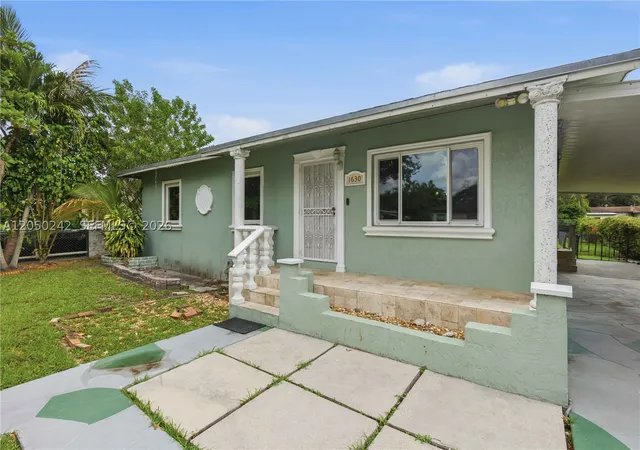 Photo 3 of Single family home for sale at 1630 Nw 124th St, North Miami, FL 33167 | MLS# A12050242 | Listing updated on 2026-09-28