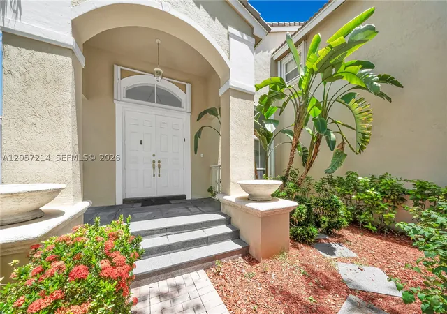 Photo 3 of Single family home for sale at 5340 Sw 33rd Ter, Hollywood, FL 33312 | MLS# A12057214 | Listing updated on 2026-08-27