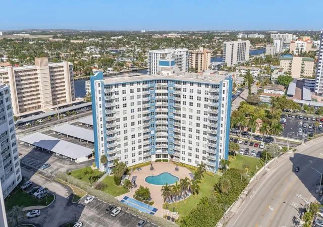 2nd image of 301 N Ocean Blvd, Pompano Beach, FL 33062