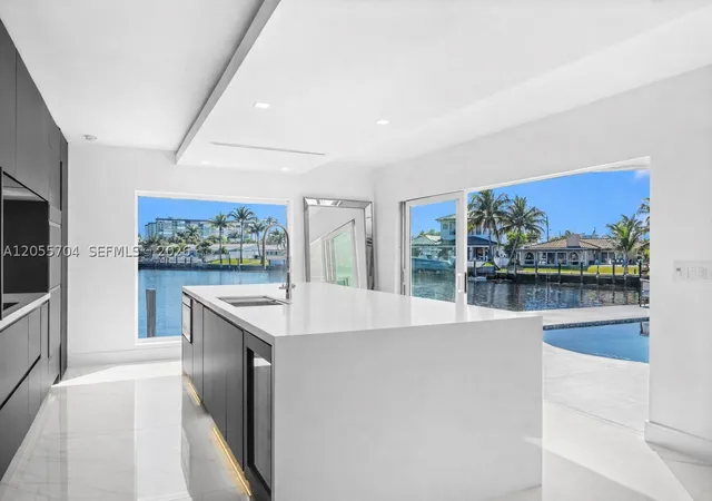 Photo 2 of Single family home for sale at 670 Se 7th Ave, Pompano Beach, FL 33060 | MLS# A12055704 | Listing updated on 2026-09-16