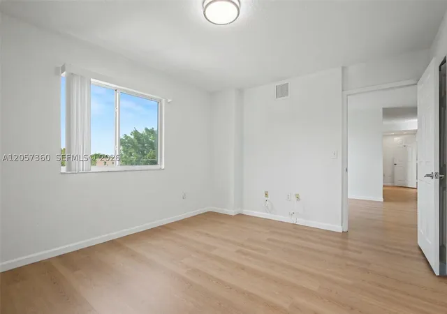 Photo 3 of Condo for sale at 816 Nw 11th St #402, Miami, FL 33136 | MLS# A12057360 | Listing updated on 2026-08-26