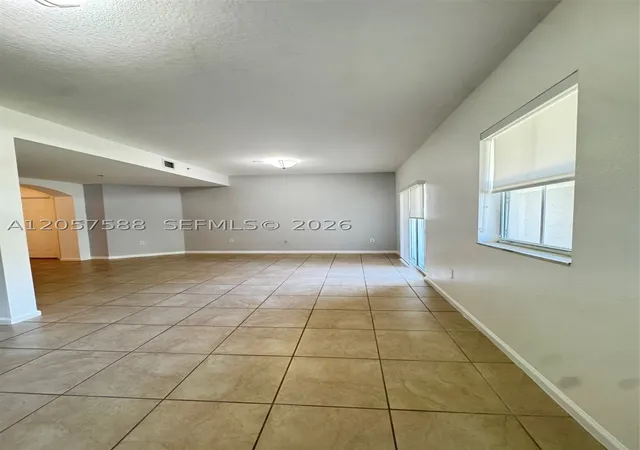 Listing Photo 4 - Condo for sale in building located at 11601 Nw 89Th St, Miami, FL 33178 - Unit #106