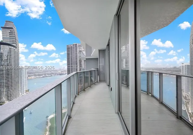 Photo 2 of Condo for sale at 77 Se 5th St #4106, Miami, FL 33131 | MLS# A12056652 | Listing updated on 2026-10-06