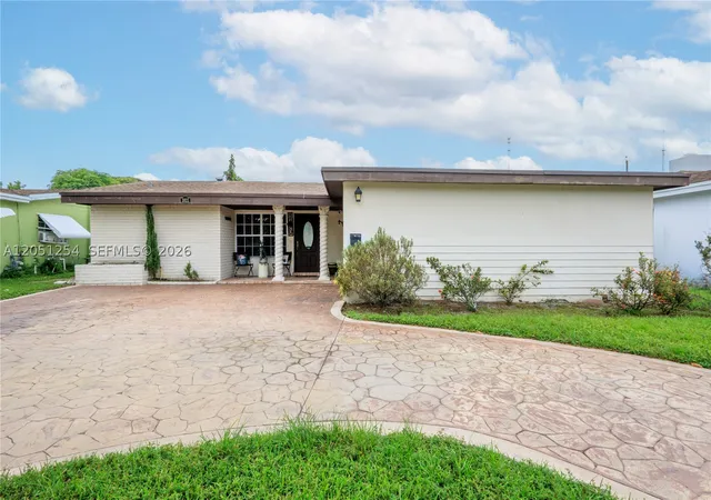 Photo 2 of Single family home for sale at 3821 E Lake Ter, Miramar, FL 33023 | MLS# A12051254 | Listing updated on 2026-09-15