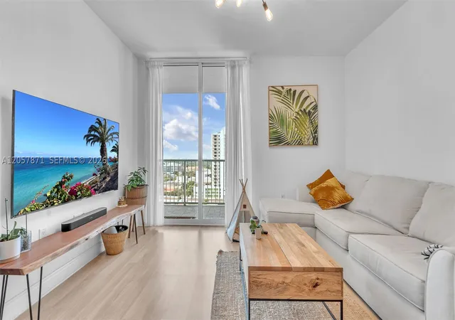 Photo 3 of Condo for sale at 1250 S Miami Ave #1307, Miami, FL 33130 | MLS# A12057871 | Listing updated on 2026-09-21