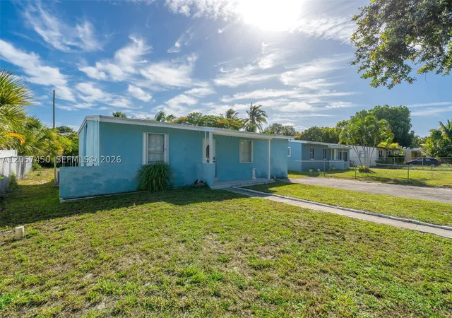 Photo 3 of Single family home for sale at 1207 Chateau Park Dr, Fort Lauderdale, FL 33311 | MLS# A12057450 | Listing updated on 2026-09-13