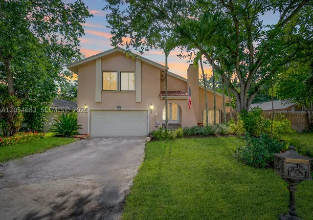 Photo 2 of Single family home for sale at 42 Birch Dr, Cooper City, FL 33026 | MLS# A12054683 | Listing updated on 2026-09-17