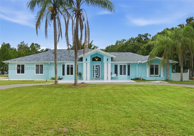 Photo 1 of Single family home for sale at 16839 Whirley Rd, Lutz, FL 33558 | MLS# A12058294 | Listing updated on 2026-09-11