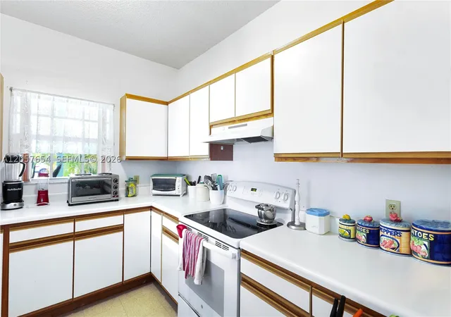Photo 3 of Single family home for sale at 24443 Sw 129th Pl, Homestead, FL 33032 | MLS# A12057654 | Listing updated on 2026-09-08