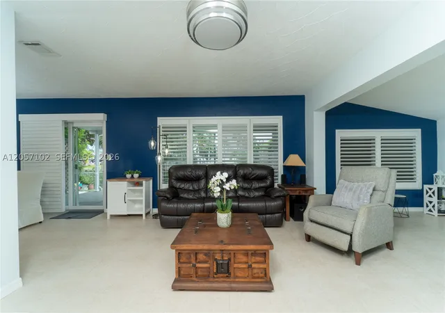 Single family home for sale at 2631 Thomas St, Hollywood, FL 33020 | MLS# A12057102 | Listing updated on 2026-10-04