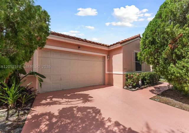 Photo 2 of Sale Pending at 10232 Sw 16th Ct, Pembroke Pines, FL 33025 | MLS# A12052578 | Listing updated on 2026-09-14