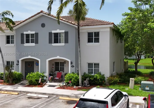 Photo 1 of Townhouse for sale at 1651 Se 31st Ct, Homestead, FL 33035 | MLS# A12057509 | Listing updated on 2026-08-26
