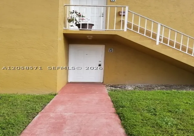 Photo 4 of Sale Pending at 15620 Sw 80Th St #H-108, Miami, FL 33193 | MLS# A12058571 | Listing updated on 2026-09-04