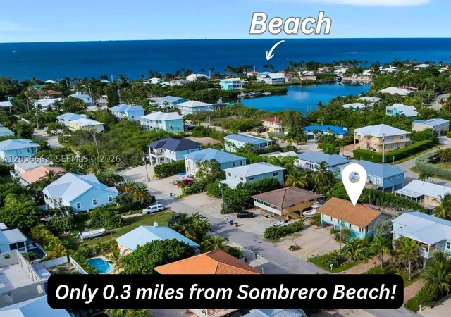 Photo 2 of Single family home for sale at 422 Calle Limon, Marathon, FL 33050 | MLS# A12056663 | Listing updated on 2026-08-28