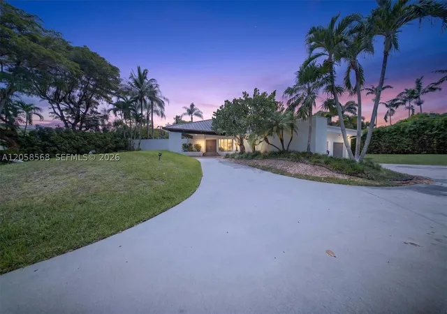 Photo 1 of Single family home for sale at 8925 Sw 102nd Ter, Miami, FL 33176 | MLS# A12058568 | Listing updated on 2026-09-15