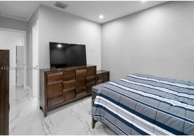 Photo 4 of Townhouse for sale at 1158 W 41St St #87, Hialeah, FL 33012 | MLS# A12058843 | Listing updated on 2026-09-17
