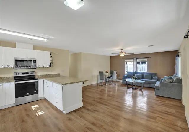 Photo 4 of Single family home for sale at 2820 Nw 4Th St, Pompano Beach, FL 33069 | MLS# A12058168 | Listing updated on 2026-09-18